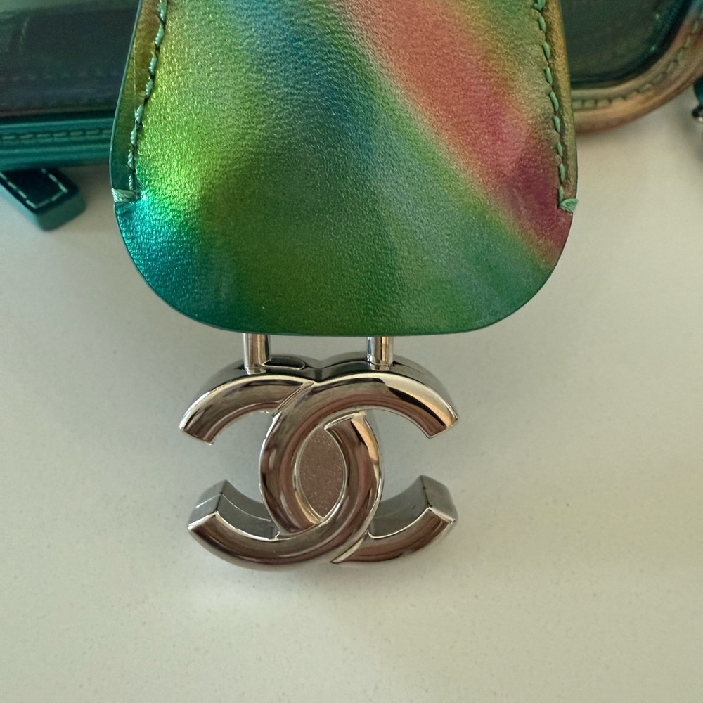 Chanel Multicolor Iridescent Crossbody Bag - Picture 4 of 8